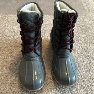 Womens size 11 Olivia Miller winter boots